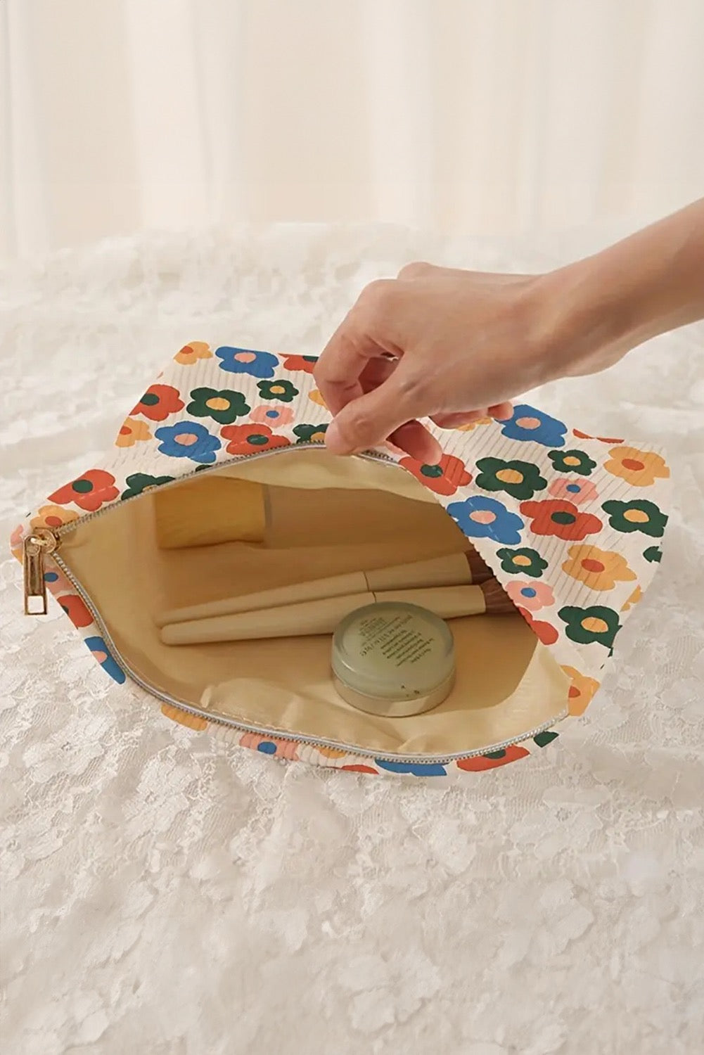 Retro Flower Cosmetic Bag
