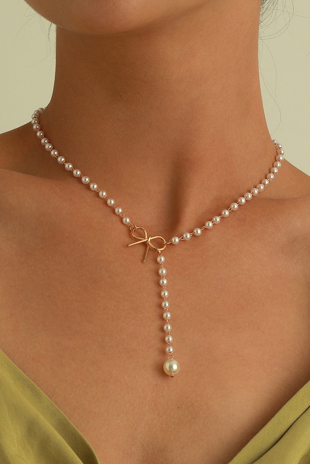 Gold Bow Pearl Chain Necklace