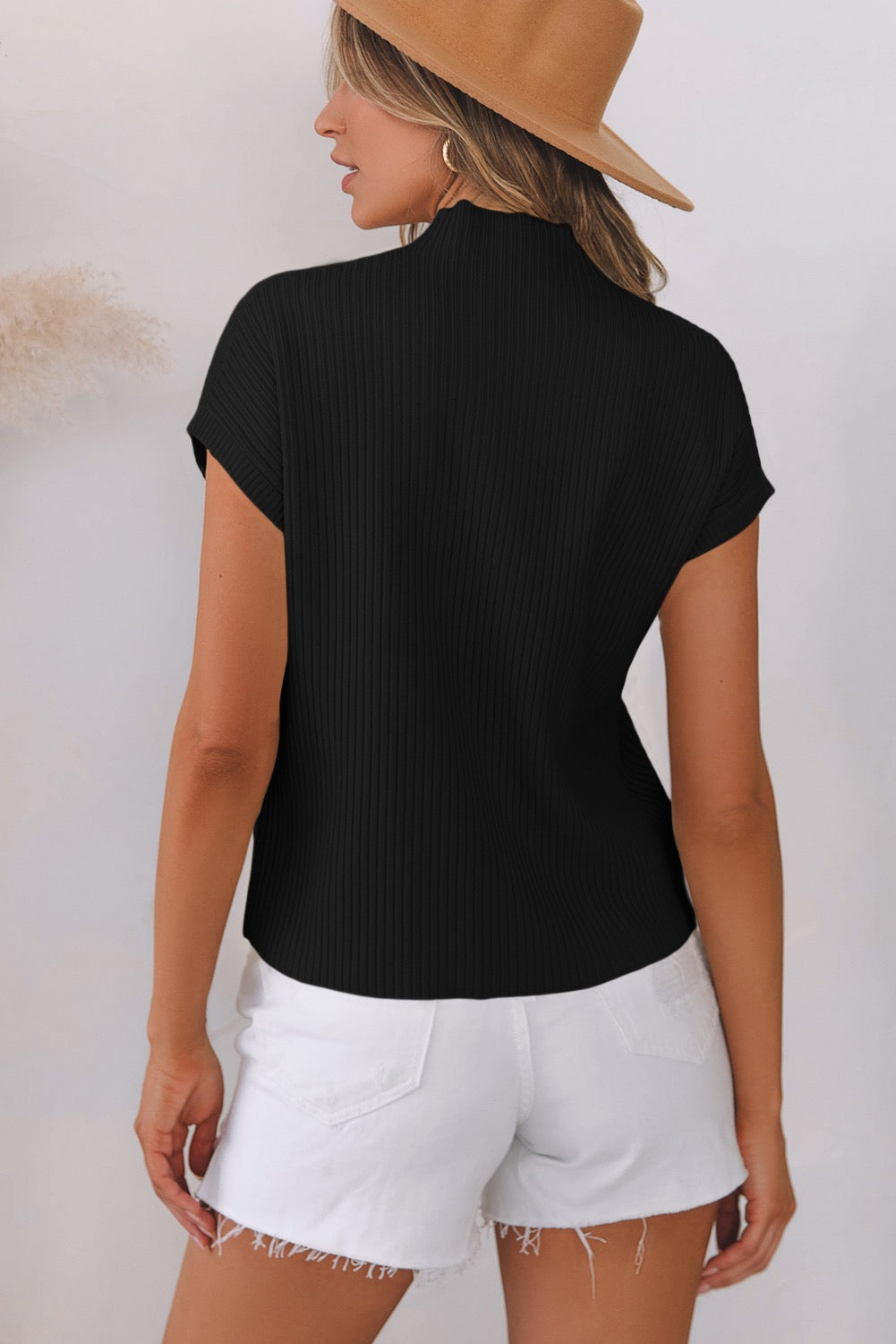 Black Short Sleeve Sweater
